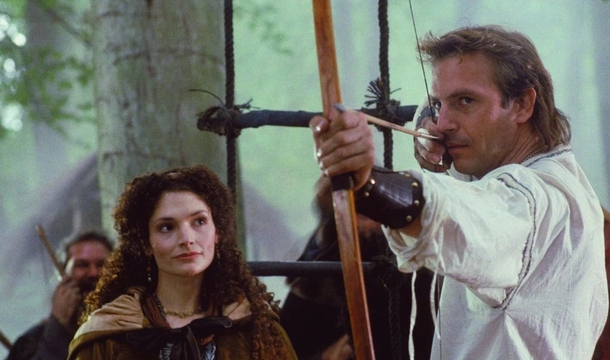 Mary Elizabeth Mastrantonio und Kevin Costner in „Robin Hood – König der Diebe“ (© Warner Bros.)