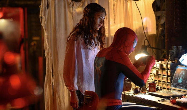 Zendaya und Tom Holland in „Spider-Man: Brand New Day“ (© Sony Pictures)