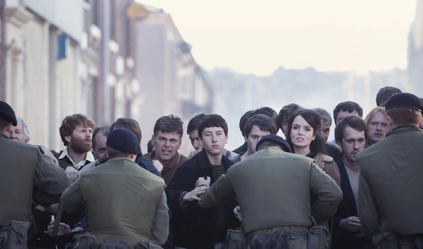Barry Keoghan (Mitte) in „'71 – Hinter feindlichen Linien“ (© Ascot Elite)