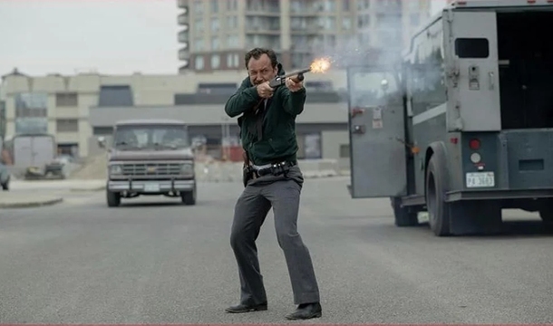 Jude Law in „The Order“ (© Amazon Prime Video)