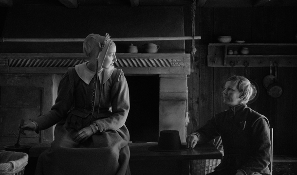 Caro Braun und Sandra Hüller in „Rose“ (© Piffl Medien)