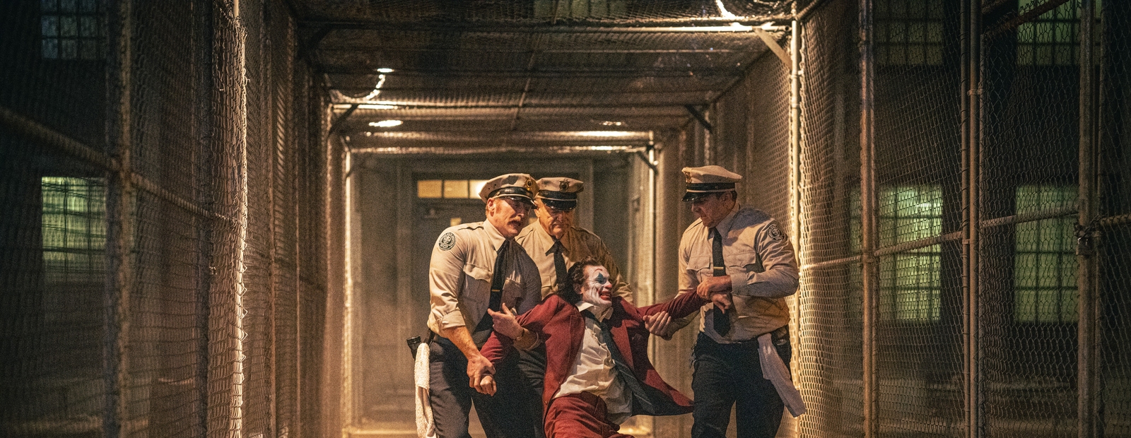 Joaquin Phoenix in „Joker: Folie À Deux“ (© Warner Bros.)