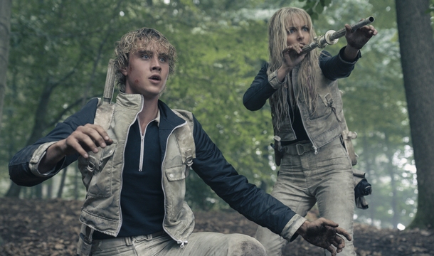 Joseph Zada und Mckenna Grace in „Die Tribute von Panem – Sunrise On The Reaping“ (© Leonoine Studios)