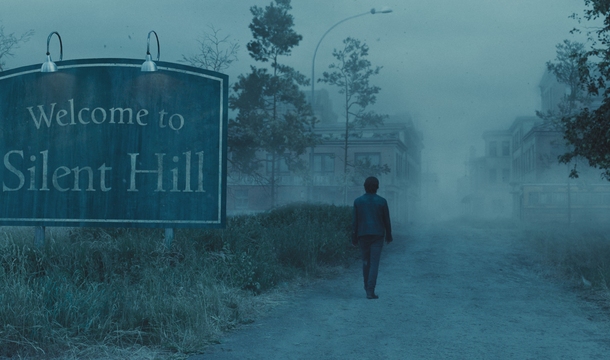 Jeremy Irvine in „Return To Silent Hill“ (© Leonine Studios)