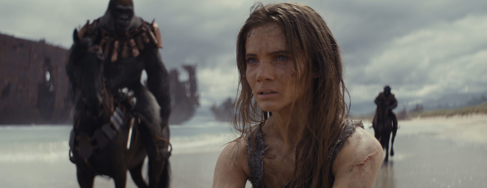 Freya Allan in „Planet der Affen: New Kingdom“ (© Walt Disney)